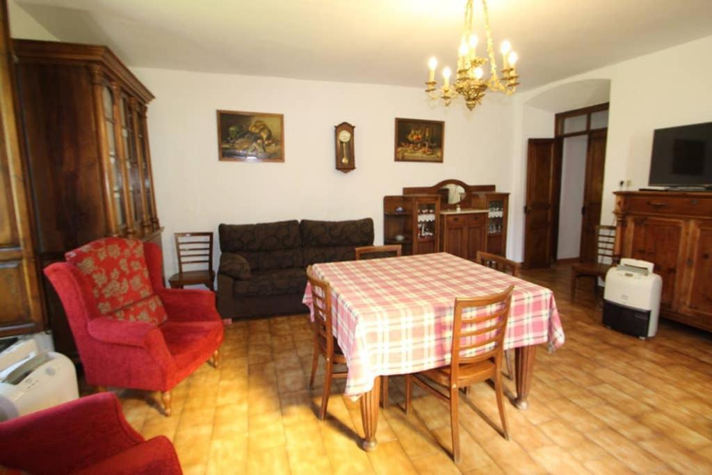 “La Casa Del Guarda” Villa Treceño Buitenkant foto